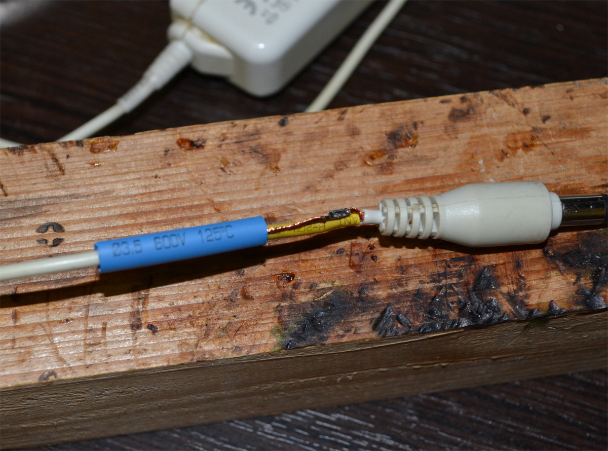 закрываем место пайки термоусадочной трубкой