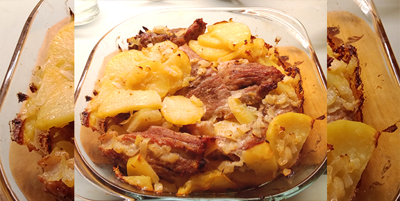 Свинина запеченная с картошкой